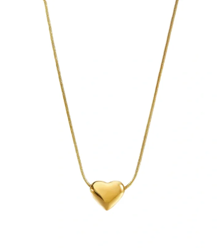 Golden Heartlust Pendant Necklace